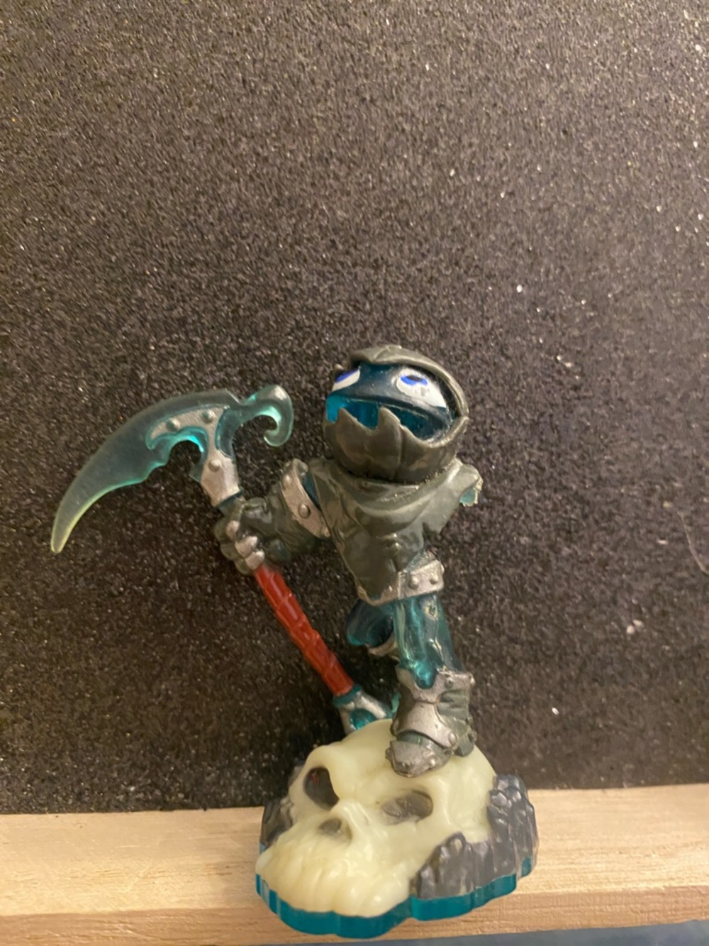 Skylanders Swap Force: Lightcore Grim Creeper - Loose (Broken)